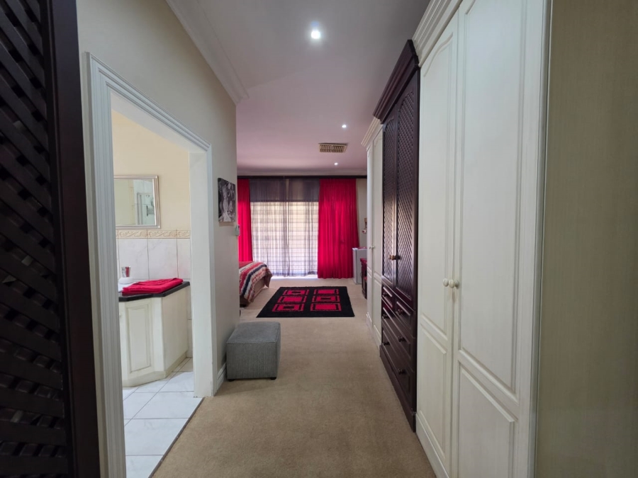 8 Bedroom Property for Sale in Riebeeckstad Free State